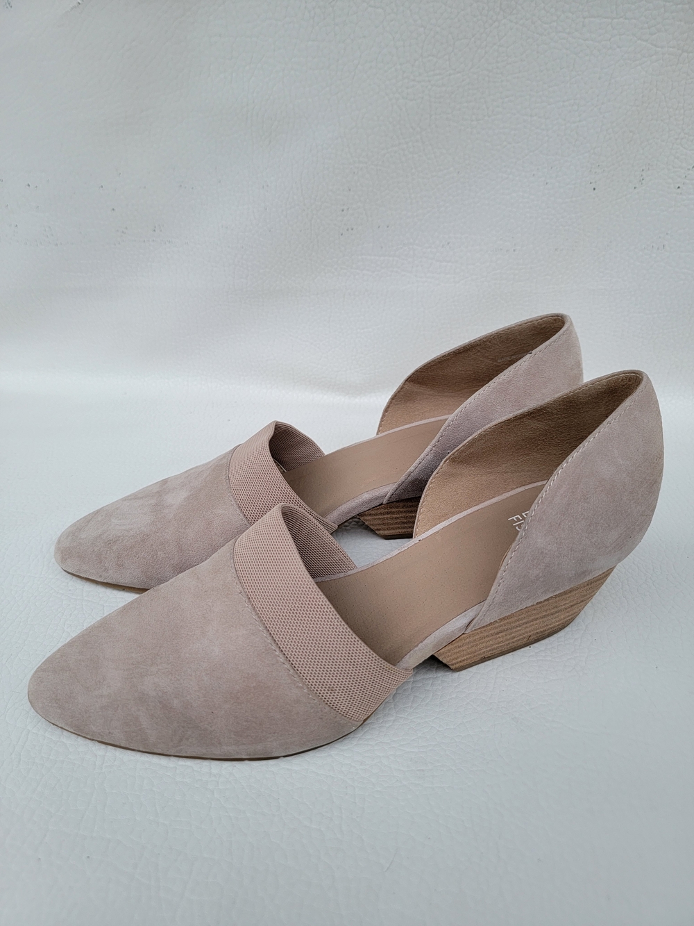 Eileen Fisher Hilly Pump Shoes Women's 9.5  Beige Nude Suede D'orsay Chunky Heel